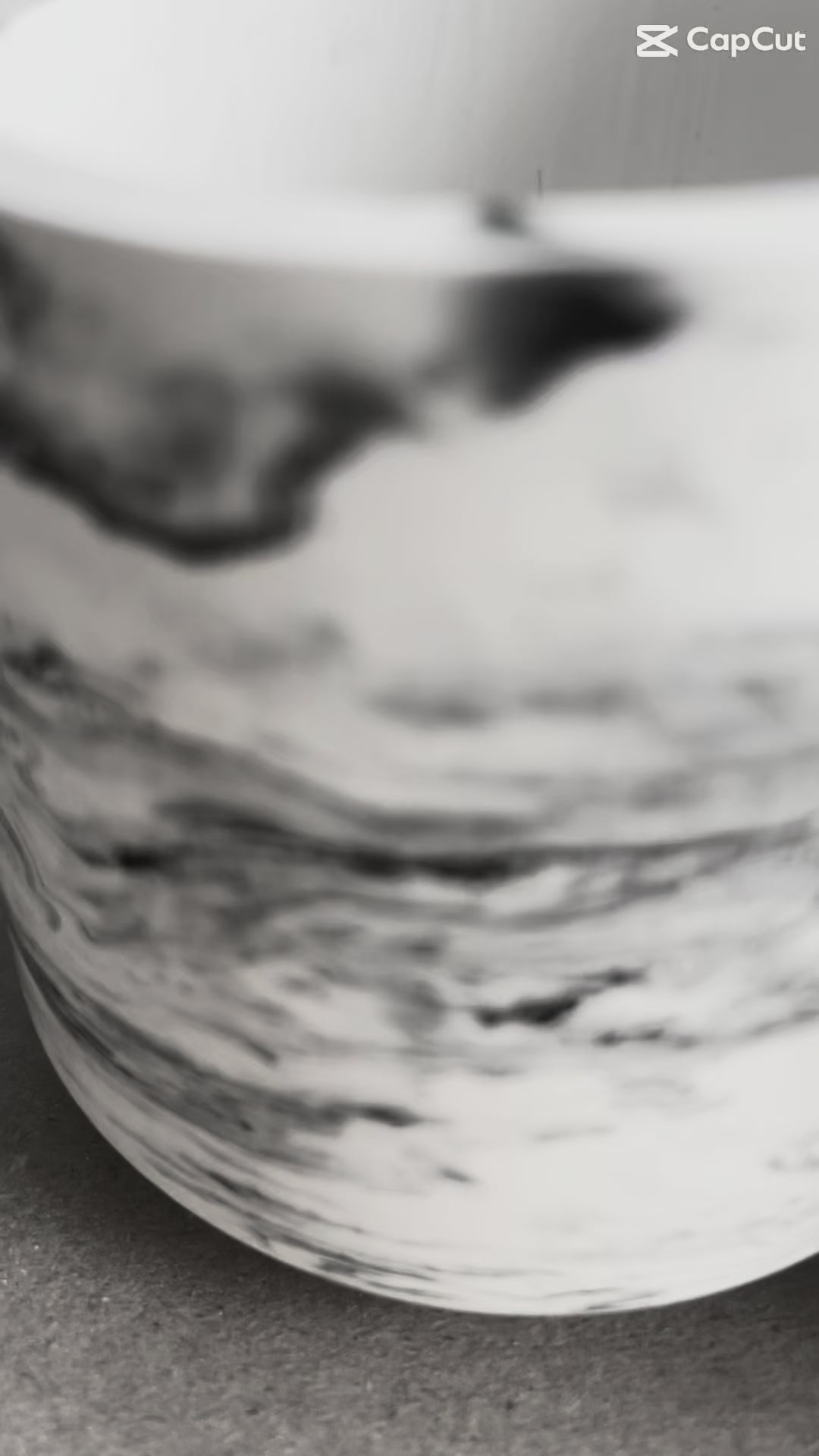 Luxury scented soy candle - Single wick container candle 150ml with lid